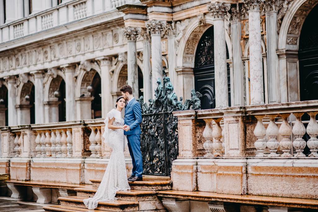 Photographer-Venice-Pre-Wedding-Elopement